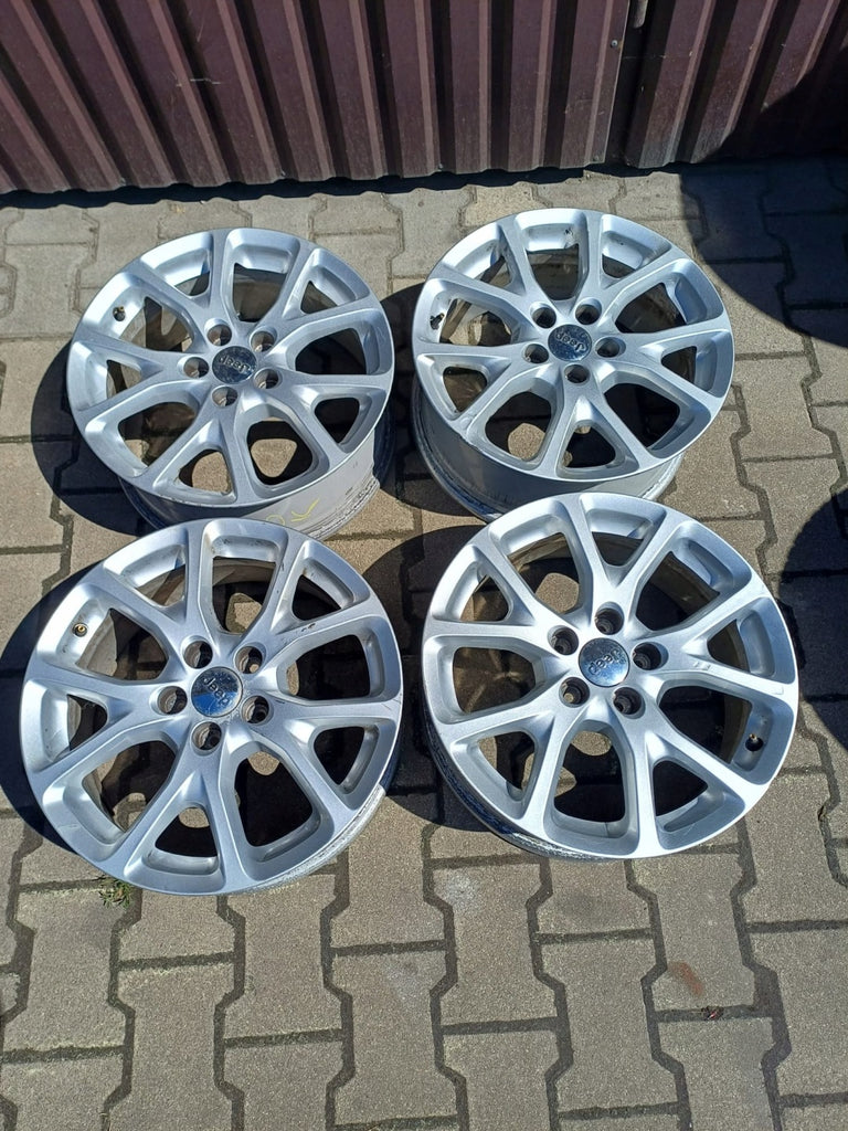 4x Alufelge 17 Zoll 7.0" 5x110 41ET Jeep Renegade Cherokee I Rim Wheel FEL9492936087xe