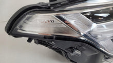 Laden Sie das Bild in den Galerie-Viewer, Frontscheinwerfer Volvo Xc90 II 32338953 89916536 Full LED Rechts Headlight