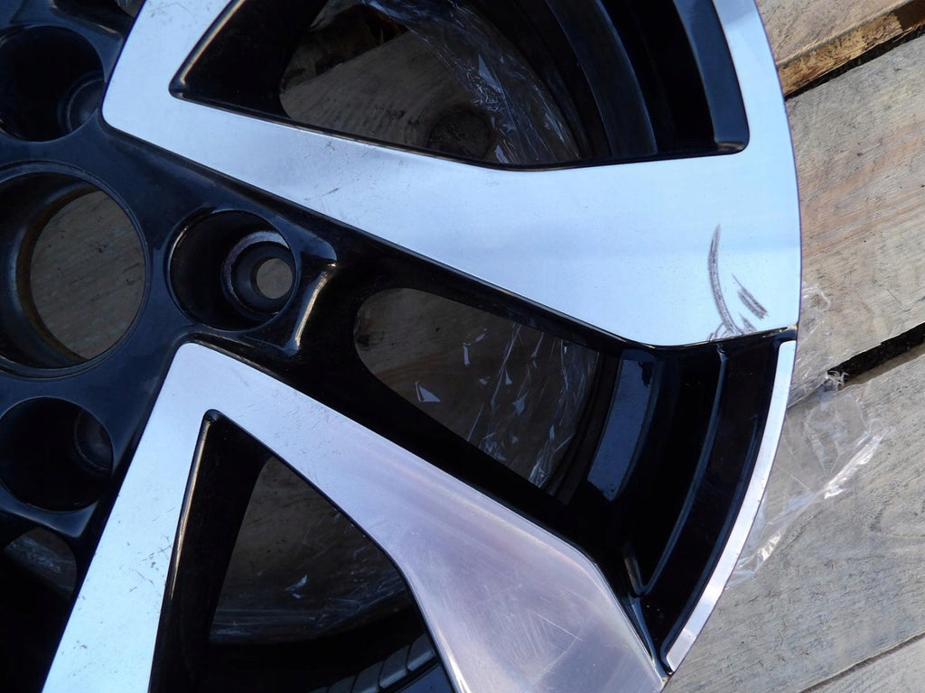 1x Alufelge 15 Zoll 5.5" 4x100 1S0601025CE VW Up Rim Wheel FEL8857524098lq