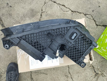 Load image into Gallery viewer, Frontscheinwerfer VW Tiguan 5N1941753 Links Scheinwerfer Headlight