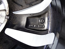 Load image into Gallery viewer, 1x Alufelge 17 Zoll 7.5" 5x112 51ET Glanz Schwarz 5H0601025 VW Golf Viii FEL2185242395ag
