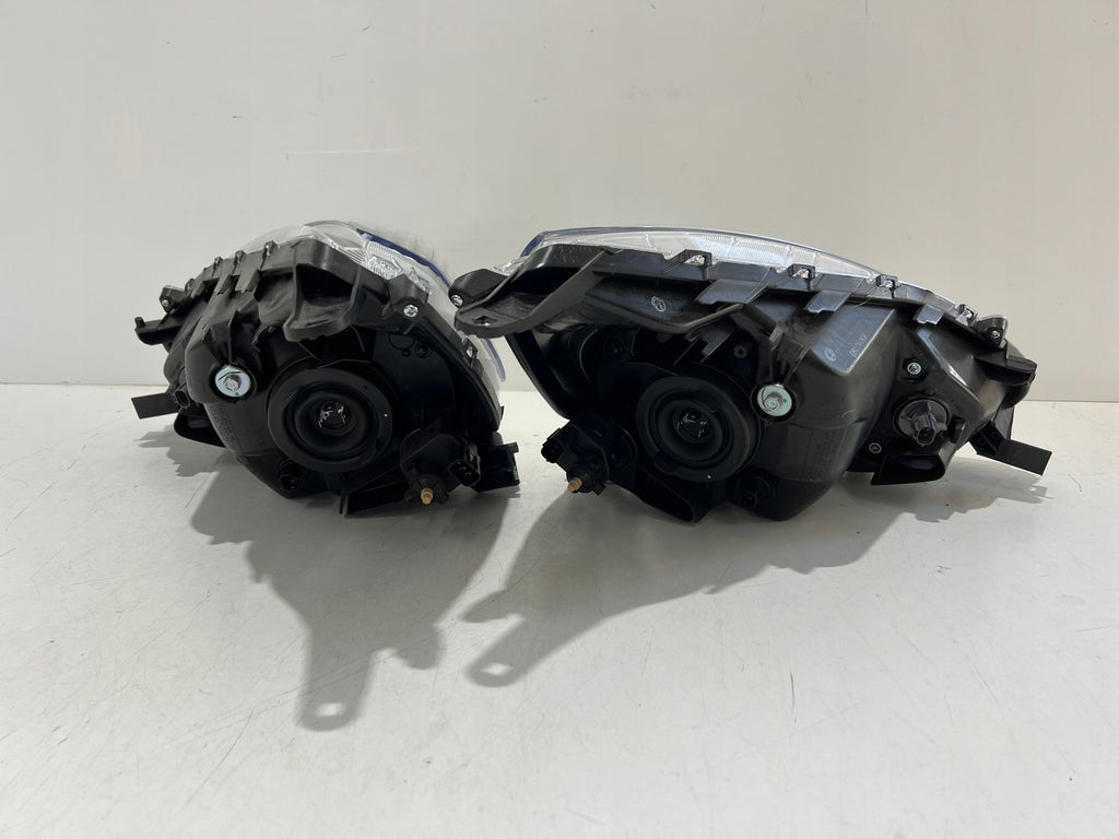 Frontscheinwerfer Mitsubishi Space Star 666778876 Ein Stück (Rechts oder Links)