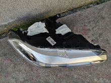 Laden Sie das Bild in den Galerie-Viewer, Frontscheinwerfer BMW X2 F39 8738186-04 LED Rechts Scheinwerfer Headlight SCH3017858308hw