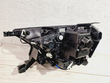 Laden Sie das Bild in den Galerie-Viewer, Frontscheinwerfer Ford Ranger EB3B-13W029-AEB Rechts Scheinwerfer Headlight