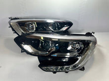 Laden Sie das Bild in den Galerie-Viewer, Frontscheinwerfer Renault Megane IV 260603157R 260102555R LED Rechts oder Links