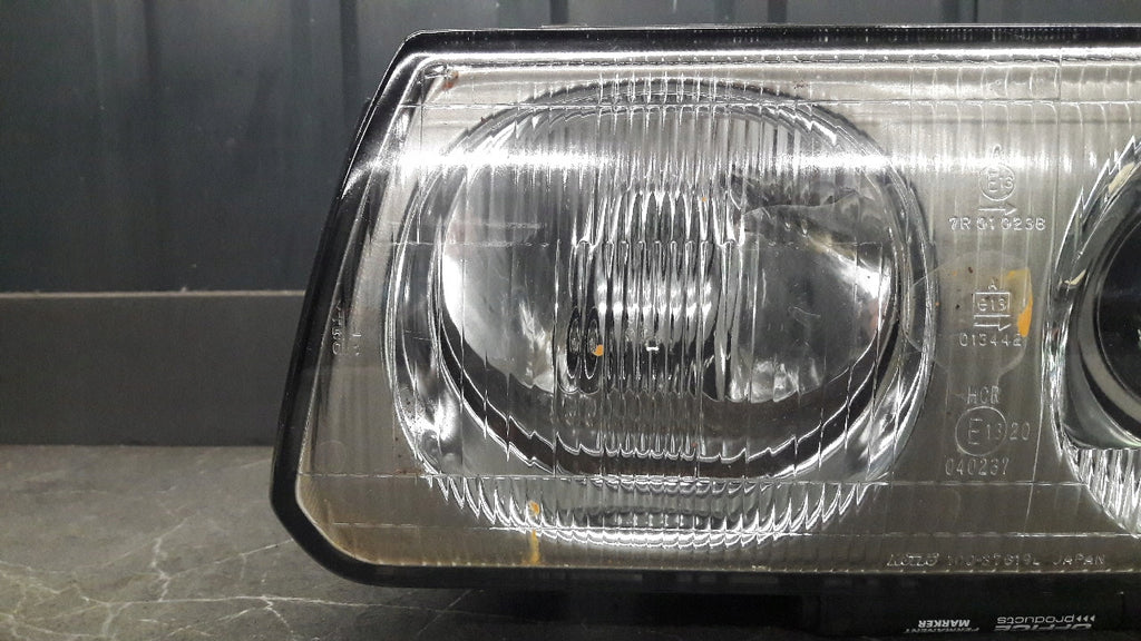 Frontscheinwerfer Mitsubishi Delica 100-37619 Links Scheinwerfer Headlight