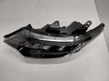Laden Sie das Bild in den Galerie-Viewer, Frontscheinwerfer Mitsubishi Outlander III 8301D3-31 Full LED FALSE Headlight SCH7539975397ib