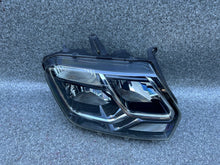 Laden Sie das Bild in den Galerie-Viewer, Frontscheinwerfer Dacia Duster 260100156R FALSE Scheinwerfer Headlight SCH6131469085rx