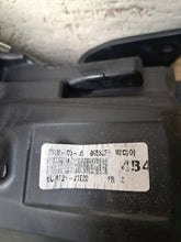 Laden Sie das Bild in den Galerie-Viewer, Frontscheinwerfer Mitsubishi Outlander III ECM921-22E20 LED Rechts Headlight