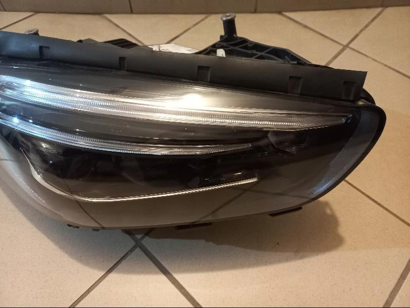 Frontscheinwerfer Mercedes-Benz W247 A2479062003 FULL LED Rechts Headlight