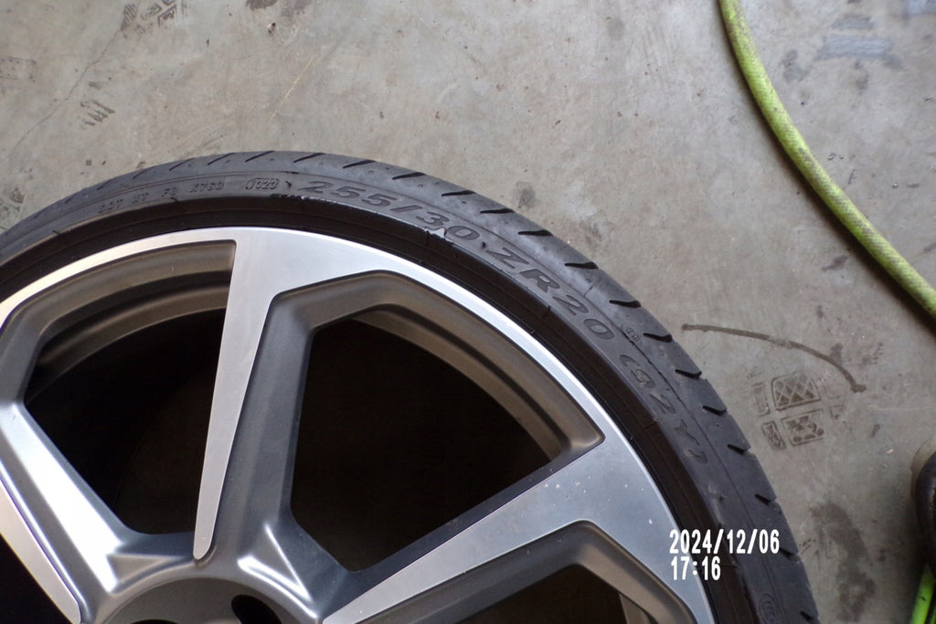 1x Alufelge 20 Zoll 9.0" 5x112 52ET 8S0601025CE Audi Tt Rim Wheel FEL3002366942ug
