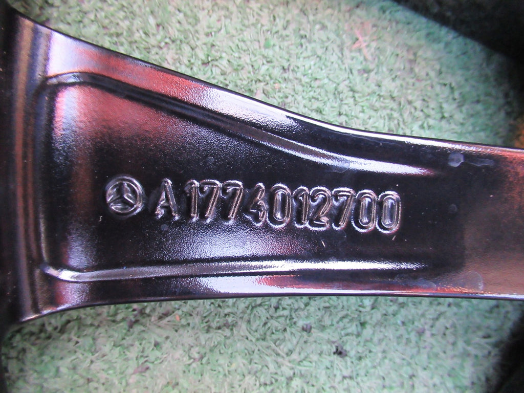 1x Alufelge 18 Zoll 7.5" 5x112 49ET Glanz Schwarz A1774012700 Mercedes-Benz W177