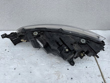 Laden Sie das Bild in den Galerie-Viewer, Frontscheinwerfer Seat Ibiza I V 6F1941008G Rechts Scheinwerfer Headlight SCH5139531782gu
