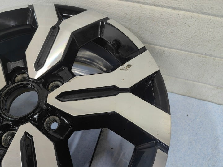1x Alufelge 17 Zoll 6.5" 5x114.3 50ET Glanz 403005180R Dacia Rim Wheel FEL3861797408ag