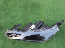 Load image into Gallery viewer, Frontscheinwerfer Toyota Yaris Cross Full LED Links Scheinwerfer Headlight SCH2059384592ni