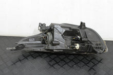 Laden Sie das Bild in den Galerie-Viewer, Frontscheinwerfer Ford Ka + J7BB-13W029-BJ Rechts Scheinwerfer Headlight SCH5303836302yp