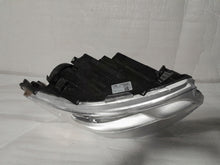 Laden Sie das Bild in den Galerie-Viewer, Frontscheinwerfer Mercedes-Benz Sprinter A9109060500 Links Headlight