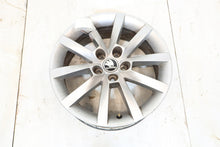 Load image into Gallery viewer, 1x Alufelge 16 Zoll 6.0" 5x100 38ET Glanz Silber 657601025B Skoda Scala FEL6204856897hs