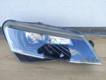 Laden Sie das Bild in den Galerie-Viewer, Frontscheinwerfer Skoda Superb III 3V1941016B Xenon Rechts Headlight SCH9178899937pb