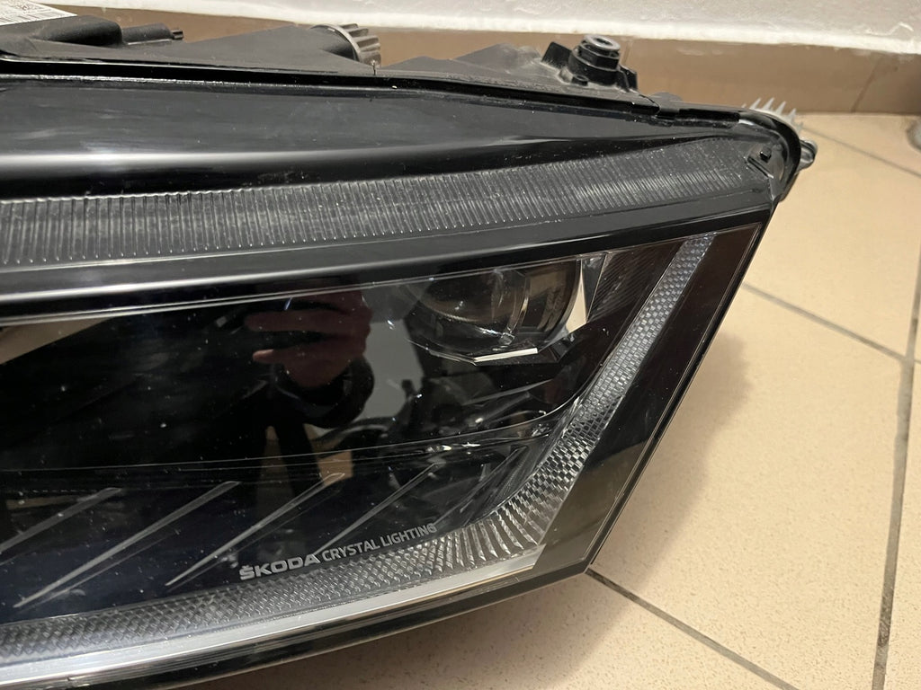 Frontscheinwerfer Skoda Octavia IV 5E4941015A LED Ein Stück (Rechts oder Links) SCH8790969716vp