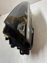 Laden Sie das Bild in den Galerie-Viewer, Frontscheinwerfer Skoda Scala 657941015A LED Ein Stück (Rechts oder Links) SCH1014949387fy