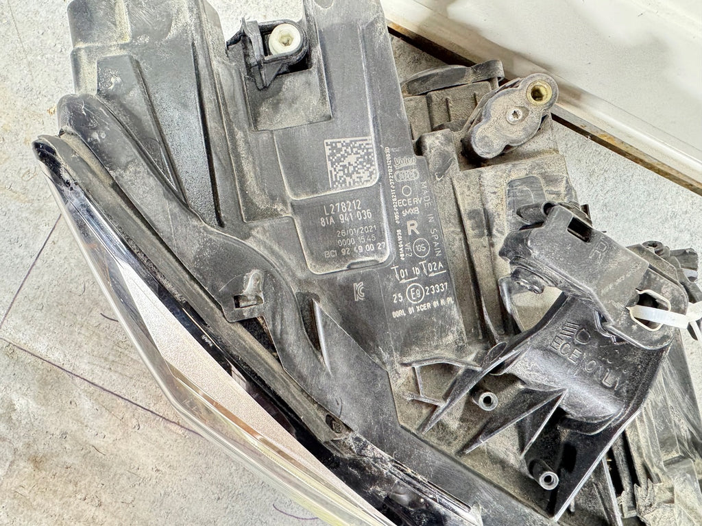 Frontscheinwerfer Audi Q2 81A941036 Full LED Rechts Scheinwerfer Headlight