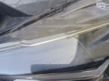 Load image into Gallery viewer, Frontscheinwerfer Mazda Cx-3 D10E-51067 LED Rechts Scheinwerfer Headlight