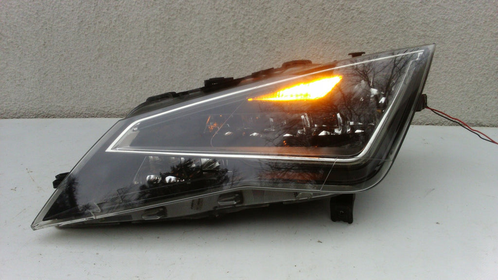 Frontscheinwerfer Seat Leon 5F1941007B LED Links Scheinwerfer Headlight