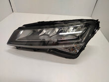 Laden Sie das Bild in den Galerie-Viewer, Frontscheinwerfer Skoda Superb III 3V1941015C LED Links Scheinwerfer Headlight