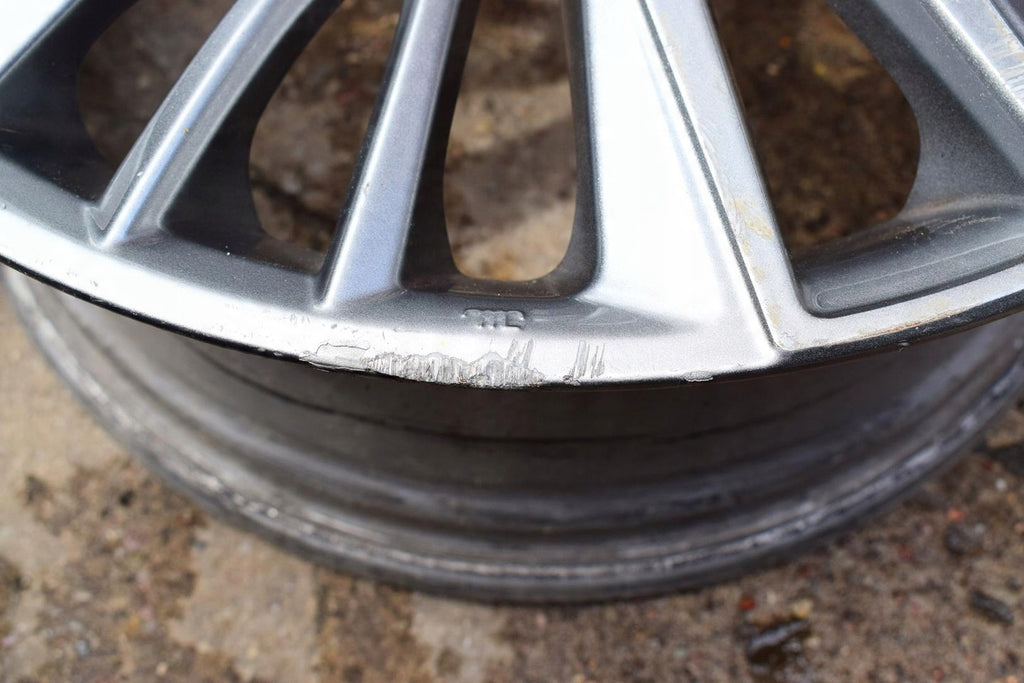 1x Alufelge 18 Zoll 7.5" 5x114.3 45ET Glanz Grau Toyota Avensis Rim Wheel