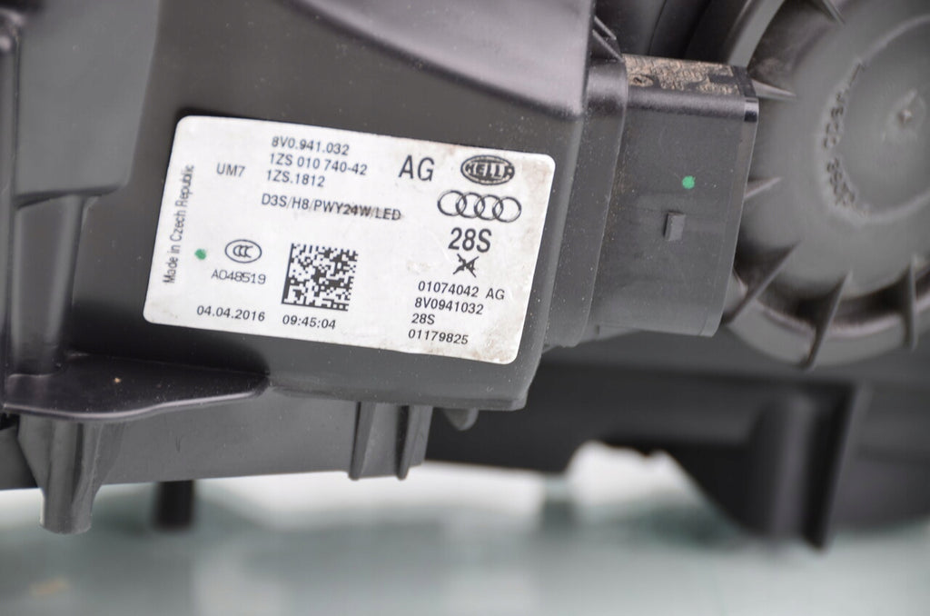 Frontscheinwerfer Audi A3 8V0941032AG Xenon Rechts Scheinwerfer Headlight