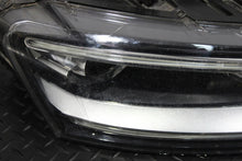 Laden Sie das Bild in den Galerie-Viewer, Frontscheinwerfer Audi Q3 8U0941005 8U0941006 LED Ein Satz Headlight SCH4013504851lr