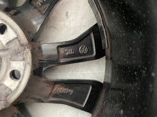 Load image into Gallery viewer, 1x Alufelge 16 Zoll 7.0" 5x112 48ET 5H0601025AC VW Golf Viii Rim Wheel FEL6561041579xb