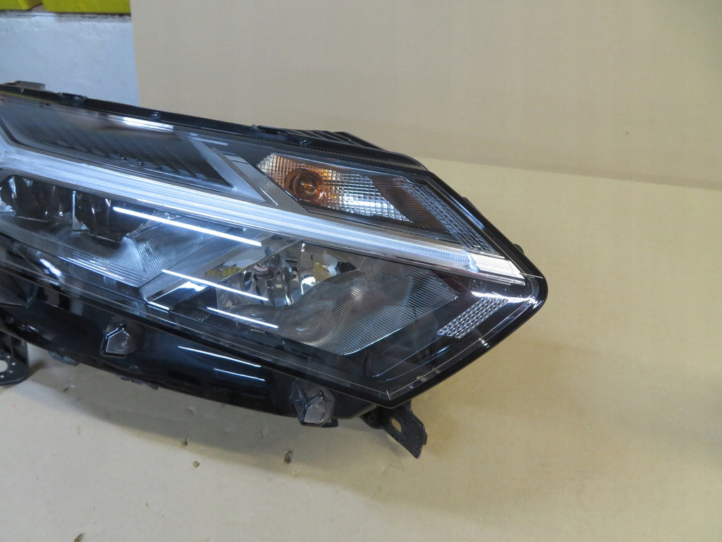 Frontscheinwerfer Dacia Sandero III Logan Jogger 260106343R Rechts Headlight