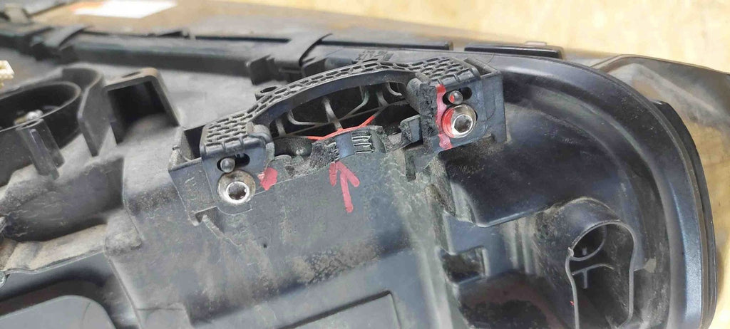 Frontscheinwerfer BMW G05 948178303 Ein Stück (Rechts oder Links) Headlight SCH4212083947bi