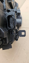 Laden Sie das Bild in den Galerie-Viewer, Frontscheinwerfer Audi A3 8V0941005E Xenon Links Scheinwerfer Headlight SCH4528859866jw