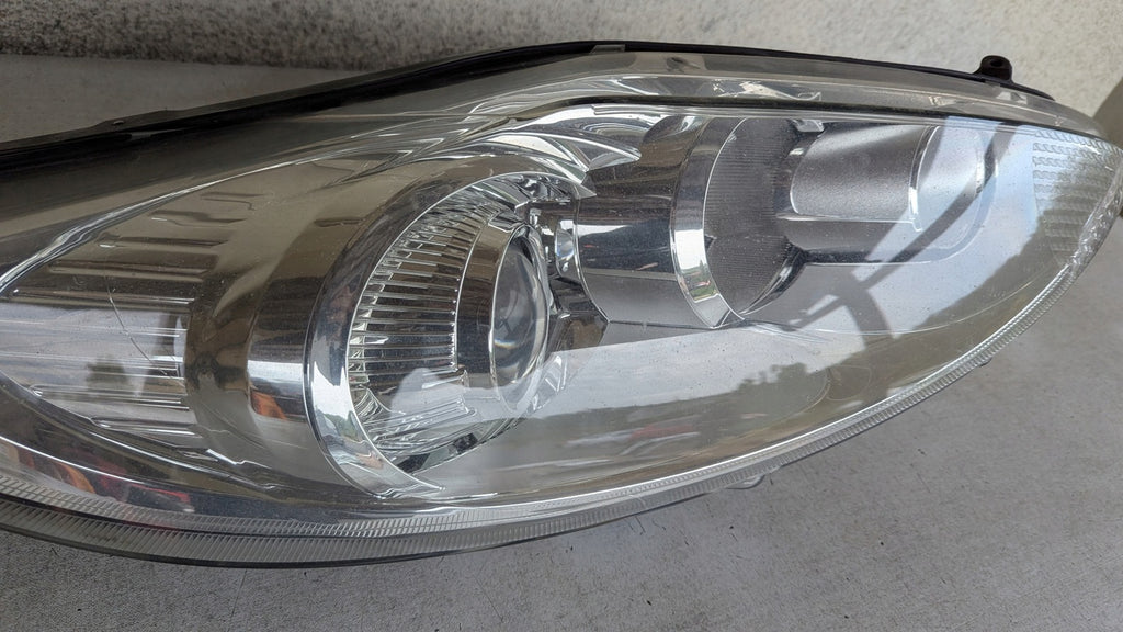 Frontscheinwerfer Ford Fiesta 8A61-13W029-CG Rechts Scheinwerfer Headlight SCH7623789271xy