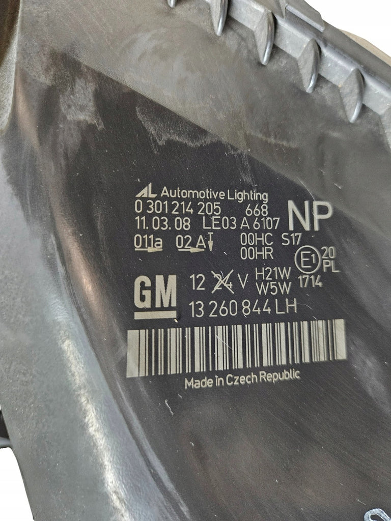 Frontscheinwerfer Opel Zafira B A 13260844LH Ein Stück (Rechts oder Links)