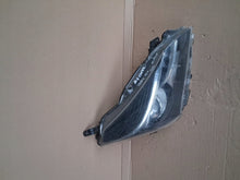 Laden Sie das Bild in den Galerie-Viewer, Frontscheinwerfer Toyota Yaris FALSE Scheinwerfer Headlight SCH8703174272yr