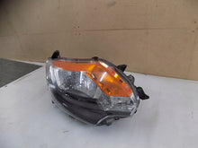 Laden Sie das Bild in den Galerie-Viewer, Frontscheinwerfer Mitsubishi L200 8301D154 Rechts Scheinwerfer Headlight