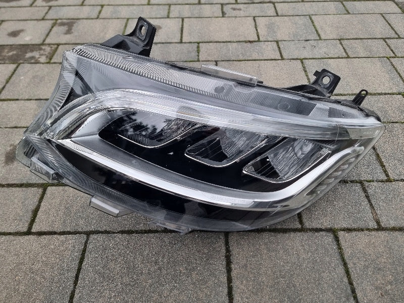 Frontscheinwerfer Mercedes-Benz Sprinter HXH3I3BD8D92OW Links Headlight SCH4026200104bt
