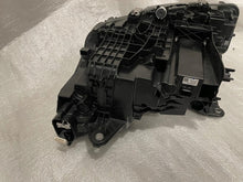 Laden Sie das Bild in den Galerie-Viewer, Frontscheinwerfer BMW 2 Active Tourer U06 5A42247-05 5A42248-05 LED Ein Satz SCH9170326223hq