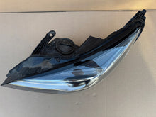 Load image into Gallery viewer, Frontscheinwerfer Opel Astra K 39158005 LED Ein Stück (Rechts oder Links) SCH1096577784uv