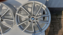 Laden Sie das Bild in den Galerie-Viewer, 4x Alufelge 18 Zoll 8.5" 5x112 44ET Glanz Silber 6880684 BMW X5 G05 G06 FEL8704048537dc