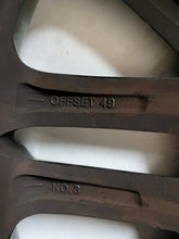 Load image into Gallery viewer, 1x Alufelge 17 Zoll 6.5" 4x100 49ET Glanz Grau 52910-H8300 Kia Stonic Mg FEL6282750410rd