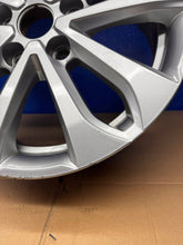 Load image into Gallery viewer, 1x Alufelge 16 Zoll 6.5" 5x114.3 44ET 403005287R Renault Megane 1 Iv Rim Wheel FEL4778174293sr