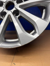Load image into Gallery viewer, 1x Alufelge 16 Zoll 6.5" 5x114.3 44ET 403005287R Renault Megane 1 Iv Rim Wheel FEL4778174293sr
