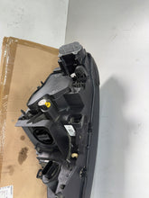Laden Sie das Bild in den Galerie-Viewer, Frontscheinwerfer VW Id.4 11B941035G Full LED Ein Stück (Rechts oder Links) SCH6876909906yq