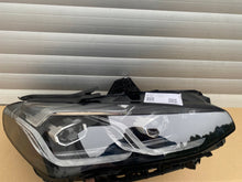 Laden Sie das Bild in den Galerie-Viewer, Frontscheinwerfer BMW 2 Active Tourer U06 5A42248 Full LED Rechts Headlight SCH8224132838um