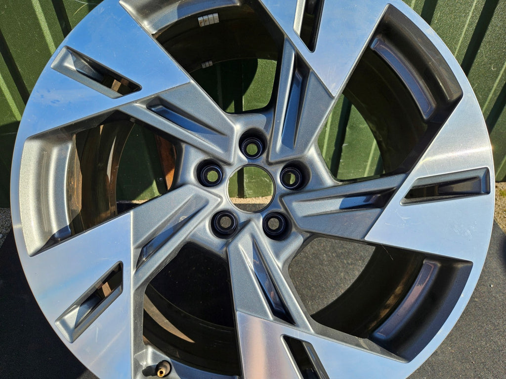 1x Alufelge 20 Zoll 9.0" 5x112 38ET Grau Audi E-Tron Rim Wheel FEL7690368233or